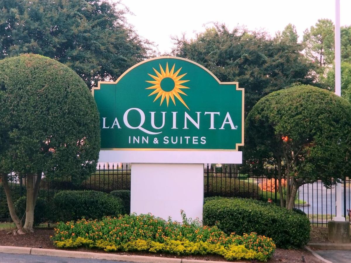 La Quinta By Wyndham Memphis Primacy Parkway Hotel Exterior photo